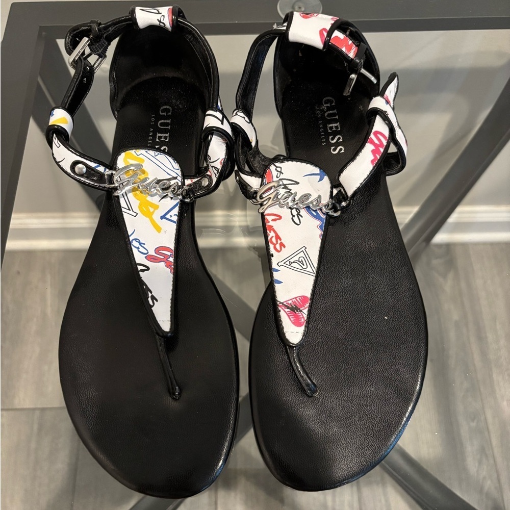 Guess Logo Thong Sandals Flats Size 8.5
